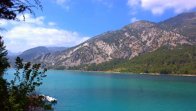 Озеро Оймапинар в Анталии