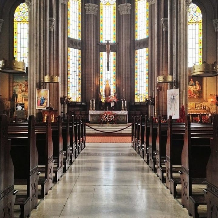 Messe in der Sankt-Antonius-Kirche