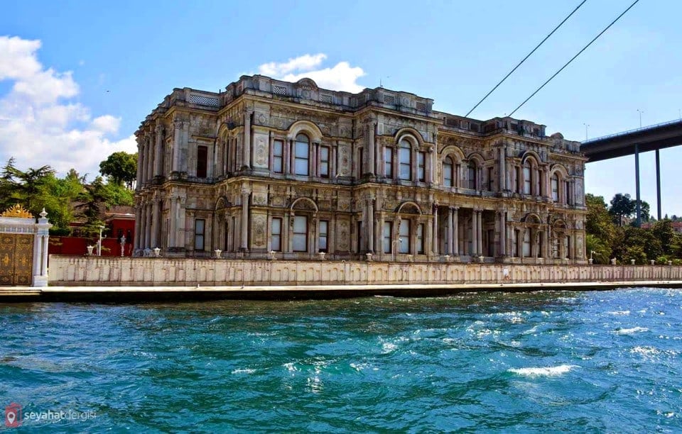 Beylerbeyi Sarayı İstanbulda gezilecek yerler