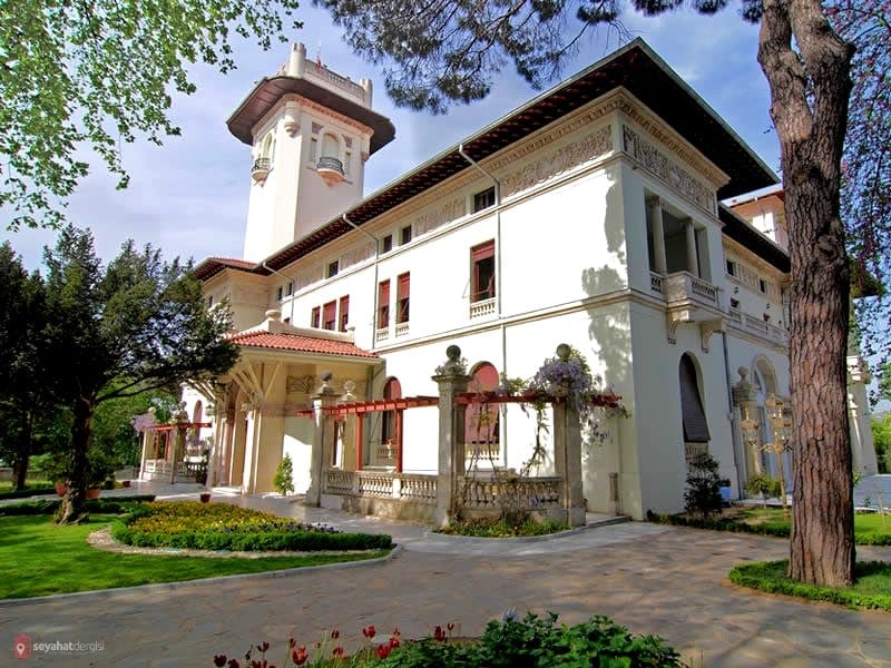 Места для посещения павильона Хедива в Стамбуле