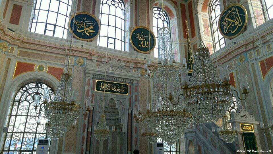 Ortaköy Camii İç Mekanı