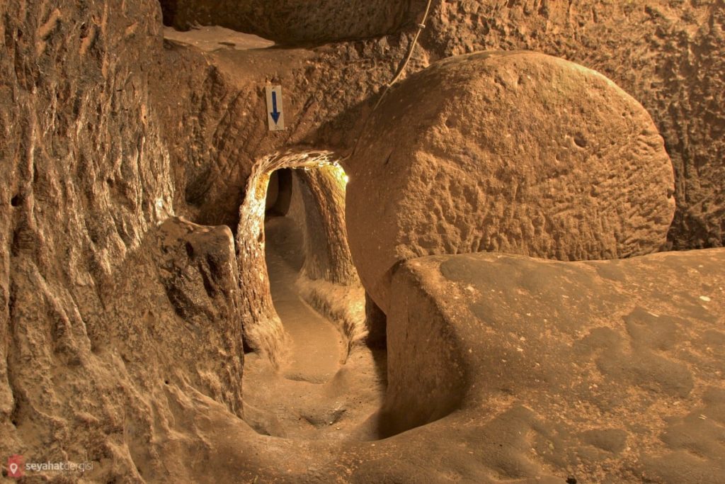 Özkonak yeraltı şehri Kapadokya