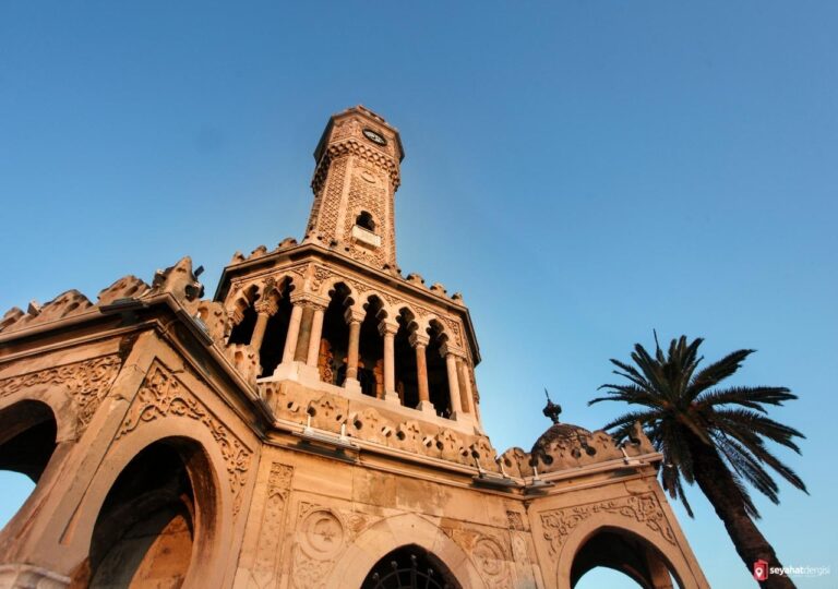 İzmir Saat Kulesi Mimari Yapısı