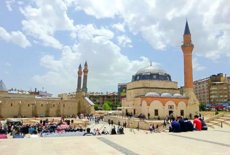 Sivas Gezilecek Yerler Listesi | En Güzel 25 Yeri Keşfet