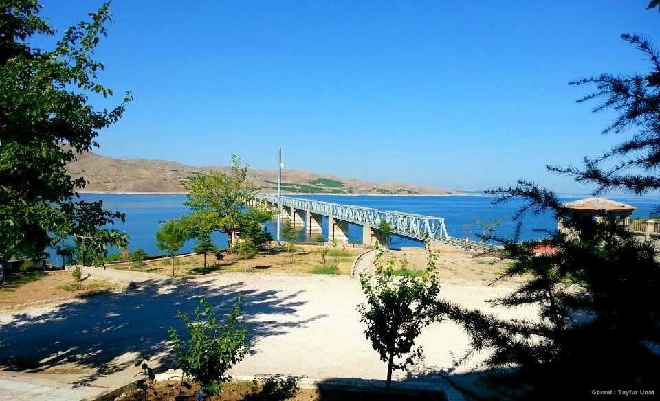 Kara Kaya Baraj Gölü Malatya