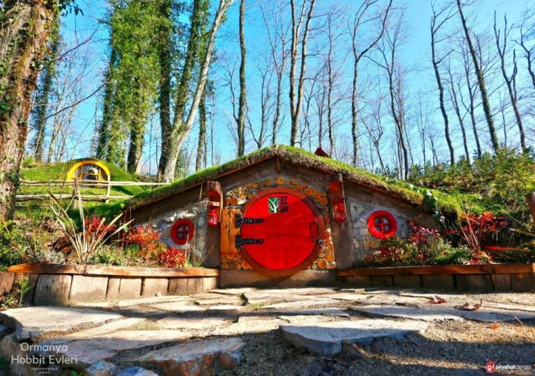 Ormanya Hobbit Evleri
