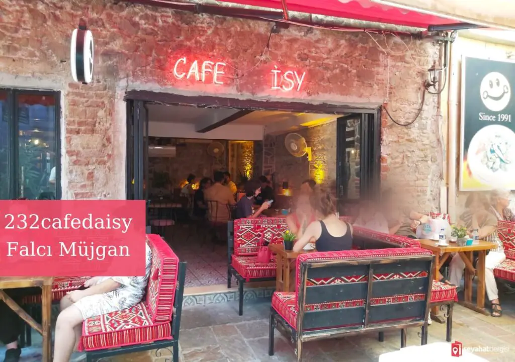 İzmir Falcı 232 Cafe Daisy