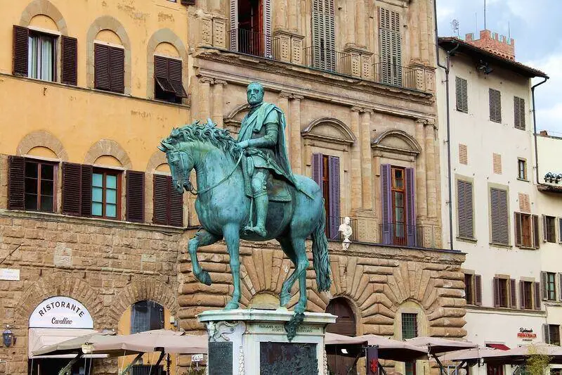 Signoria Meydanı Floransa’da gezilecek yerler