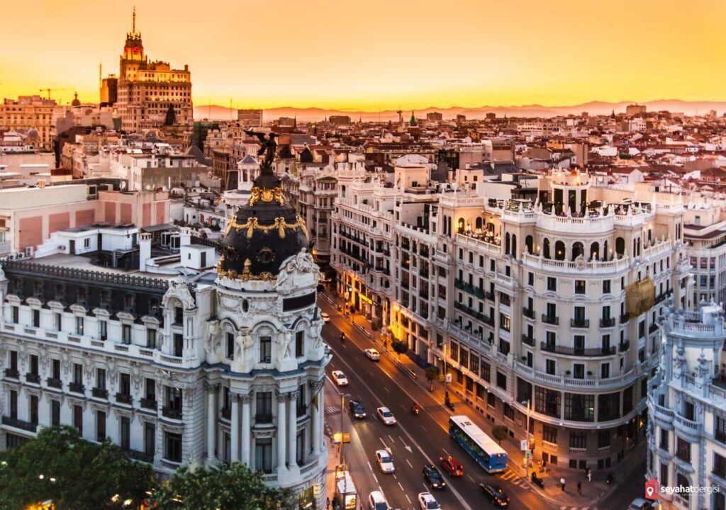 Madrid İspanya'nın Turistik Şehirleri