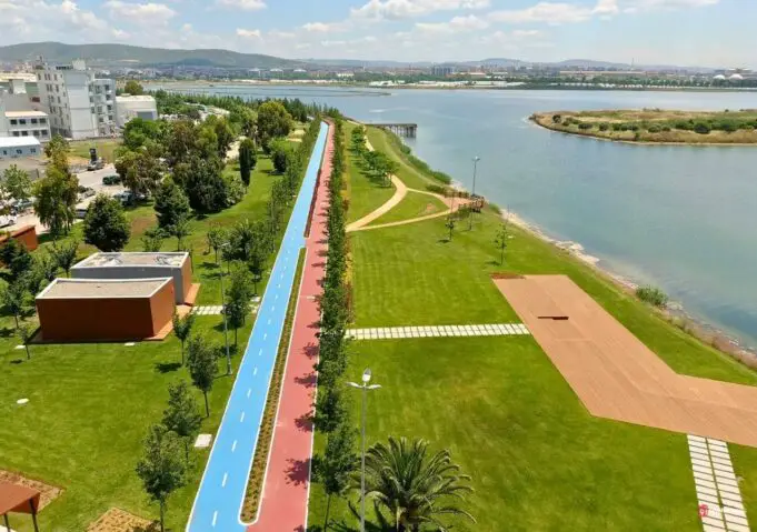 İBB Kamil Abduş Lagün Parkı
