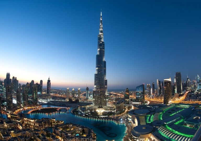 Araba ile BAE: Dubai'de Ziyaret Edilecek 10 Yer