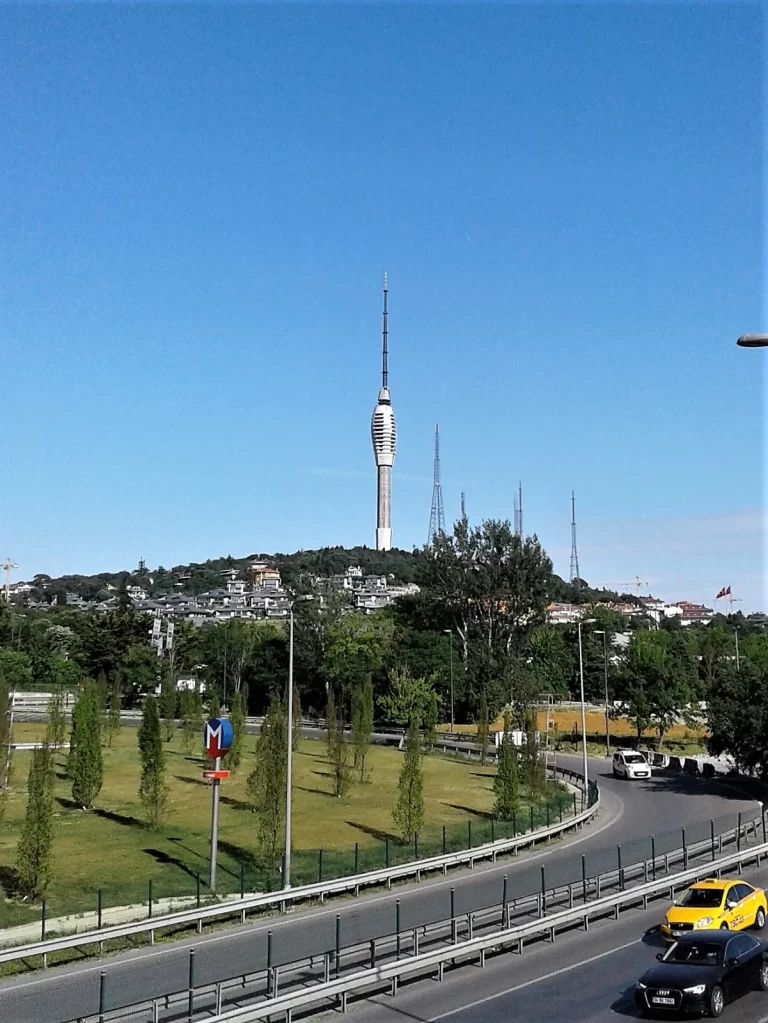 Çamlıca Kulesi