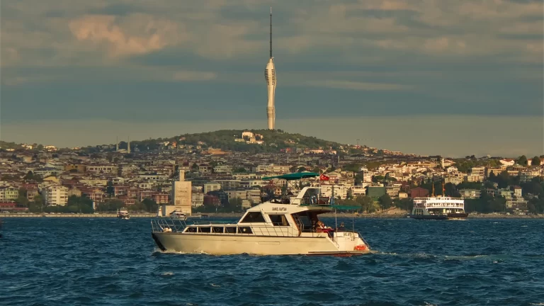 Çamlıca Kulesi
