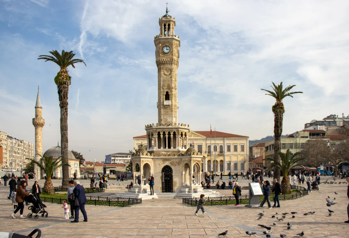 İzmir Saat Kulesi