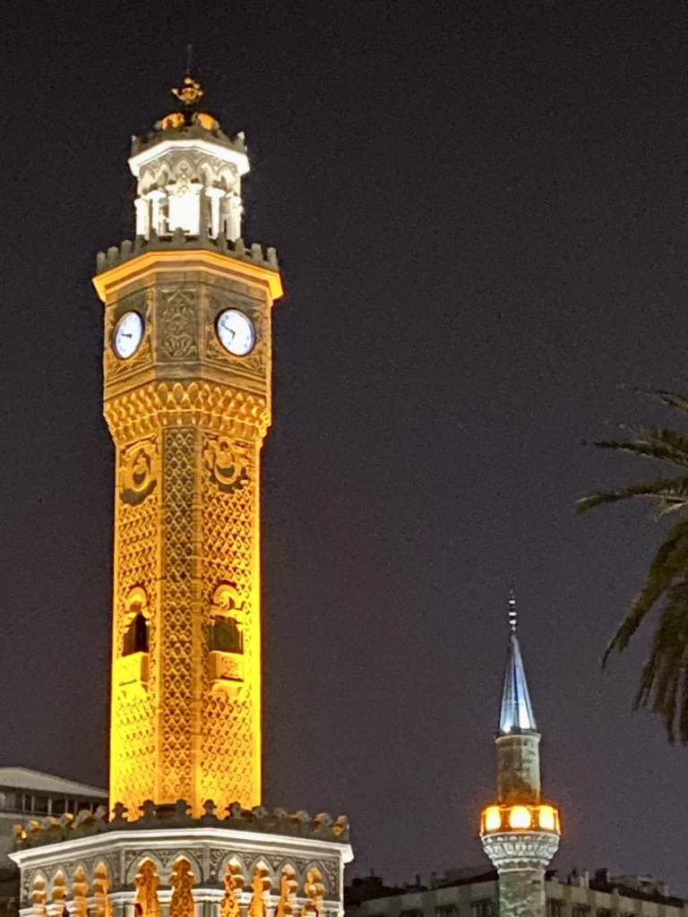 İzmir Saat Kulesi