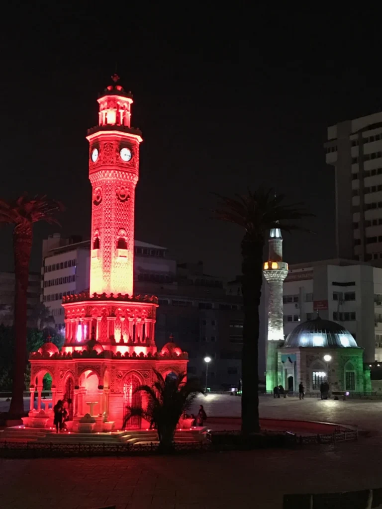 İzmir Saat Kulesi