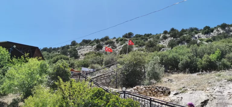 Keloğlan Mağarası