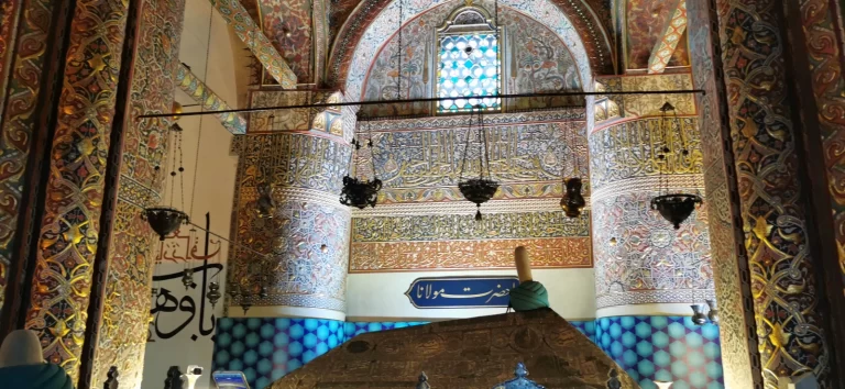Mevlana Müzesi ve Türbesi