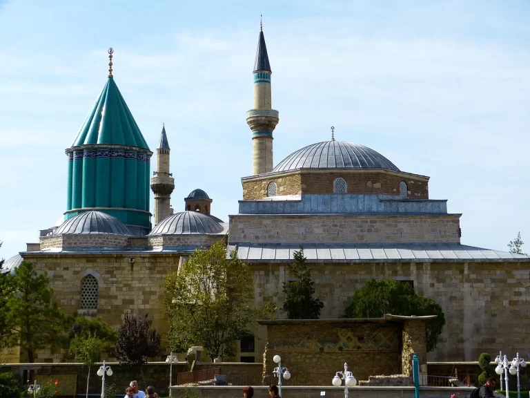 Mevlana Müzesi ve Türbesi