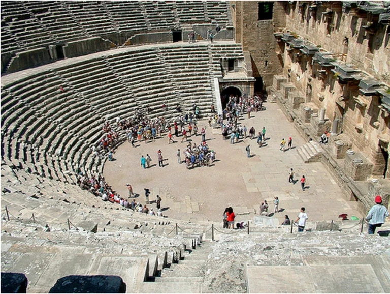 Aspendos Antik Tiyatrosu