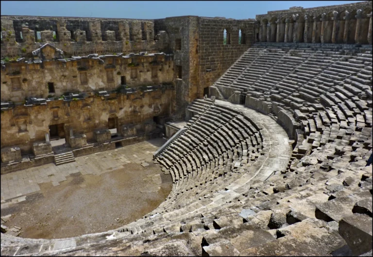 Aspendos Antik Tiyatrosu