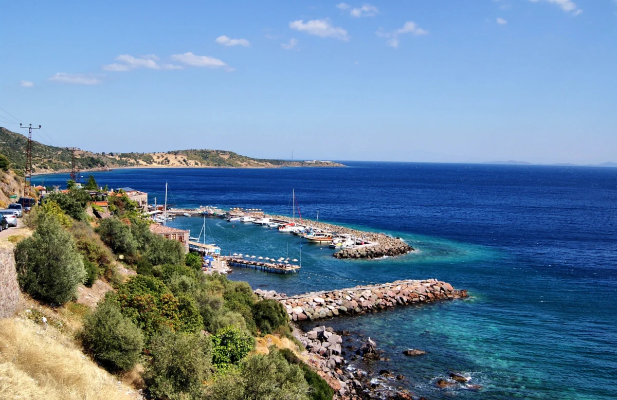 Assos Antik Liman