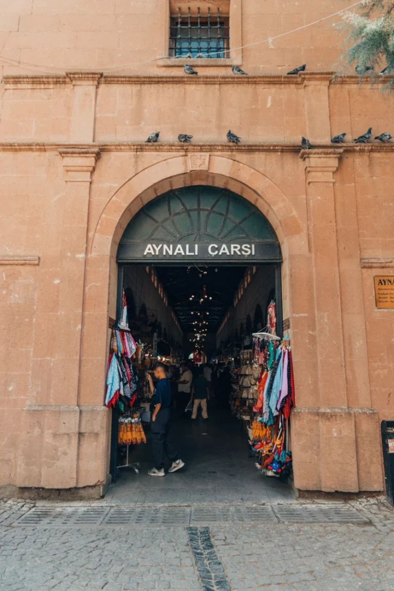 Aynalı Çarşı