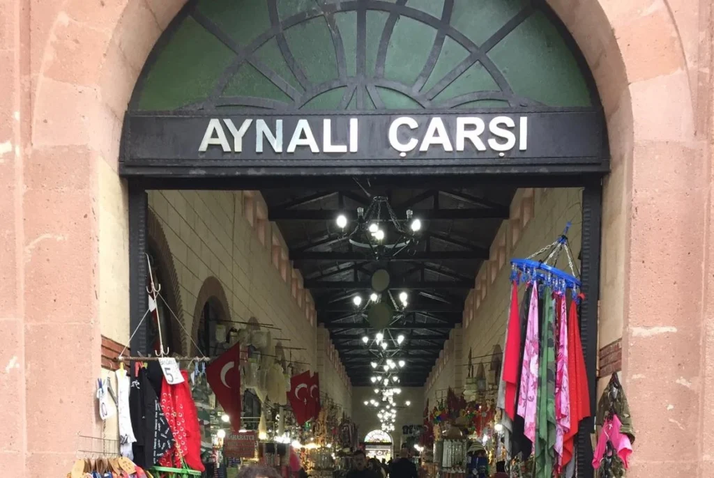 Aynalı Çarşı