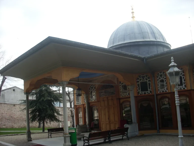 Aynalıkavak Kasrı