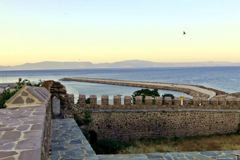 Babakale Kalesi