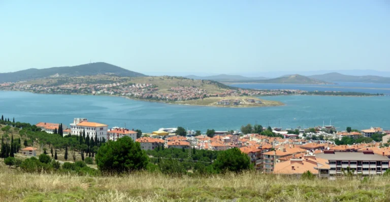 Cennet Tepesi