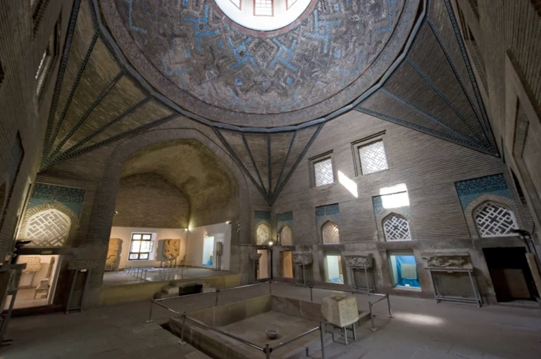 İnce Minareli Medrese