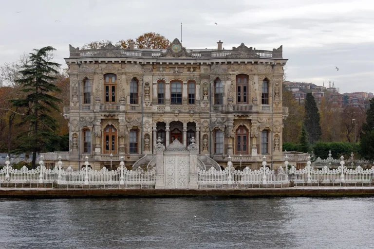 Küçüksu Kasrı