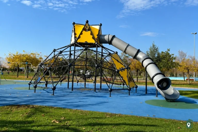 Maltepe Orhangazi Şehir Parkı Çocuk Oyun Alanı