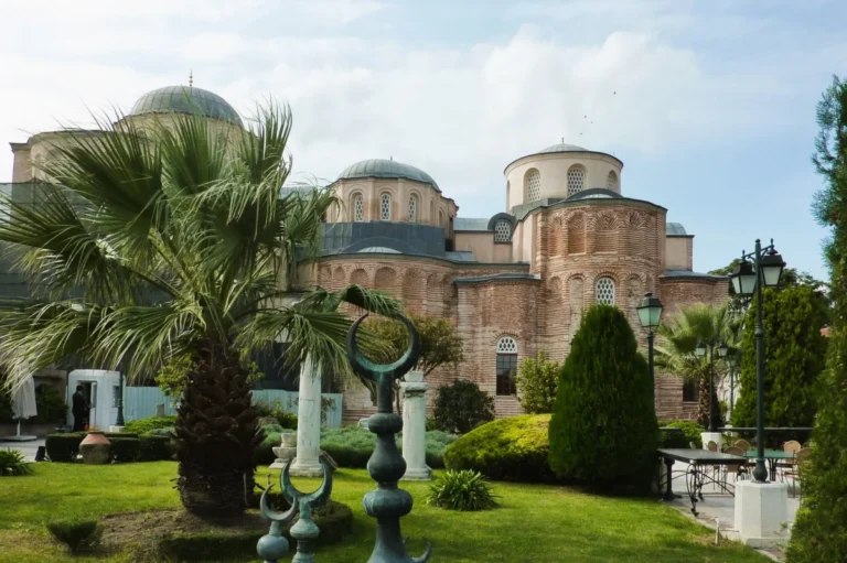 Molla Zeyrek Camii (Zeyrek Kilisesi)