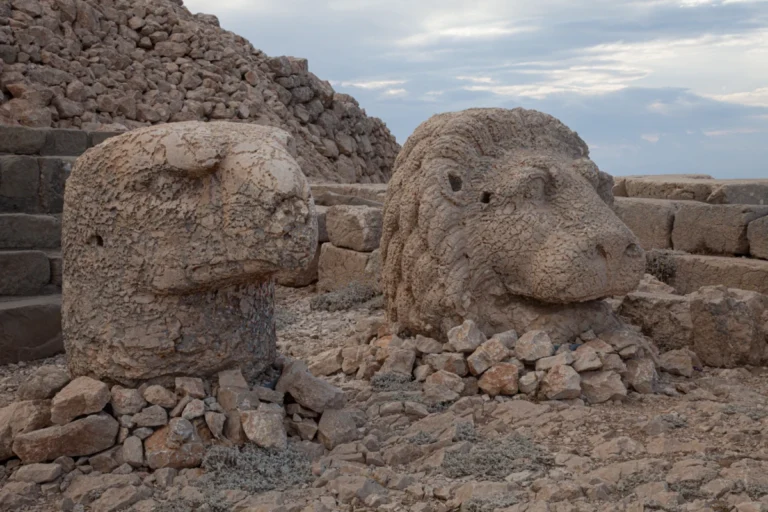 Nemrut Dağı Ören Yeri