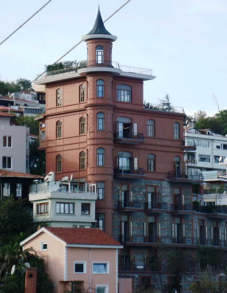 Perili Köşk (Borusan Contemporary)