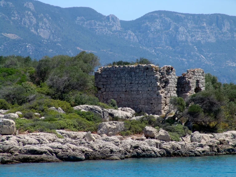 Sedir Adası (Kleopatra Plajı)