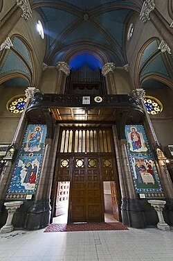 St. Antuan Katolik Kilisesi