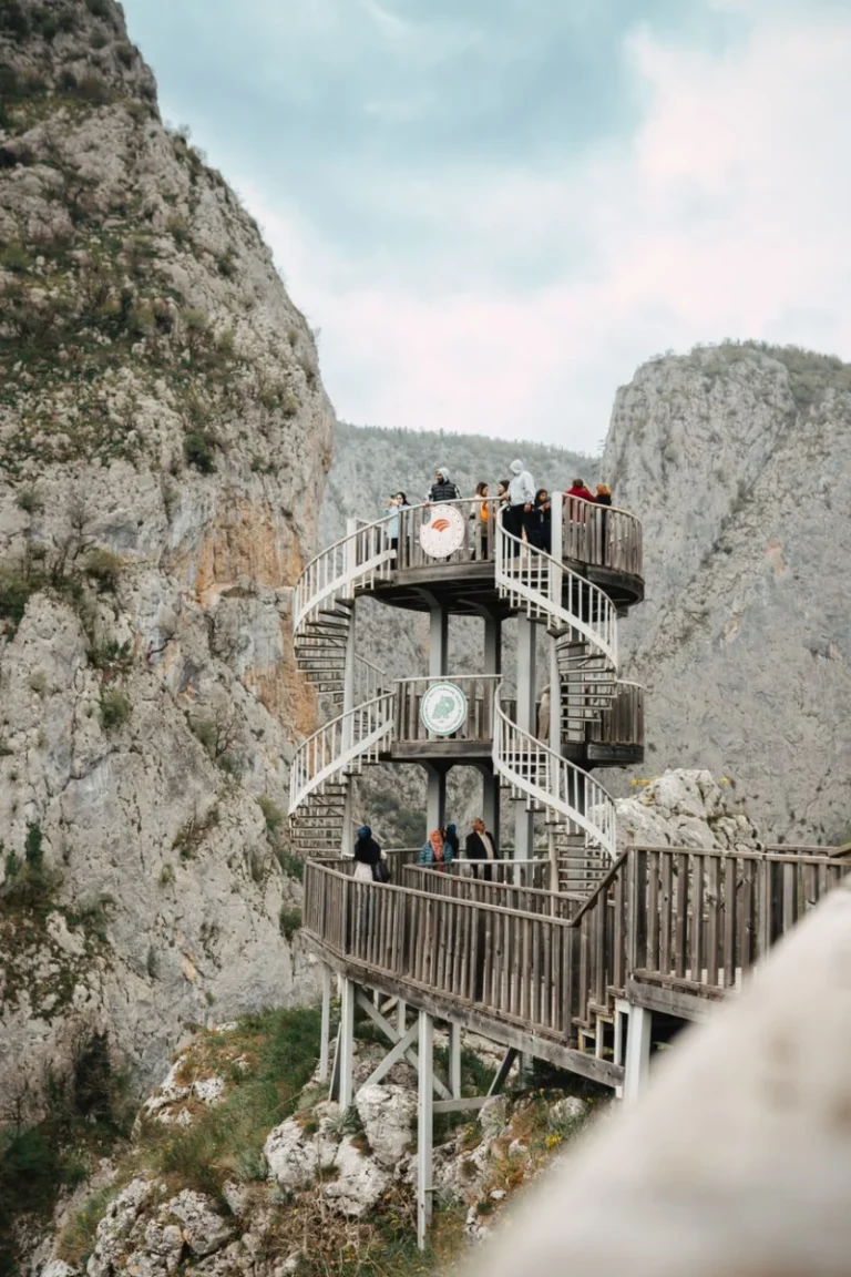 Valla Kanyonu ve Seyir Terası