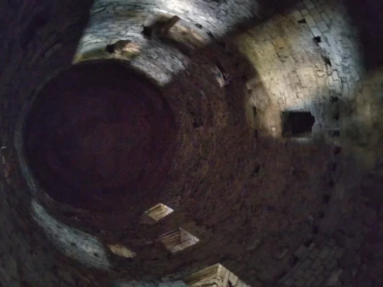Yedikule Hisarı (Zindanları)