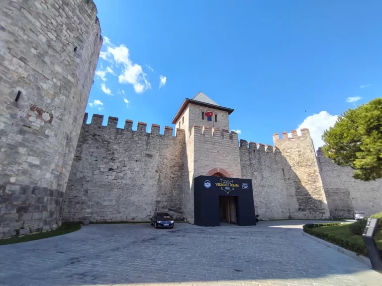 Yedikule Hisarı (Zindanları)