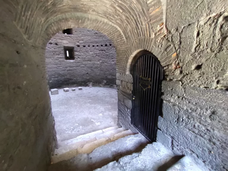 Yedikule Hisarı (Zindanları)