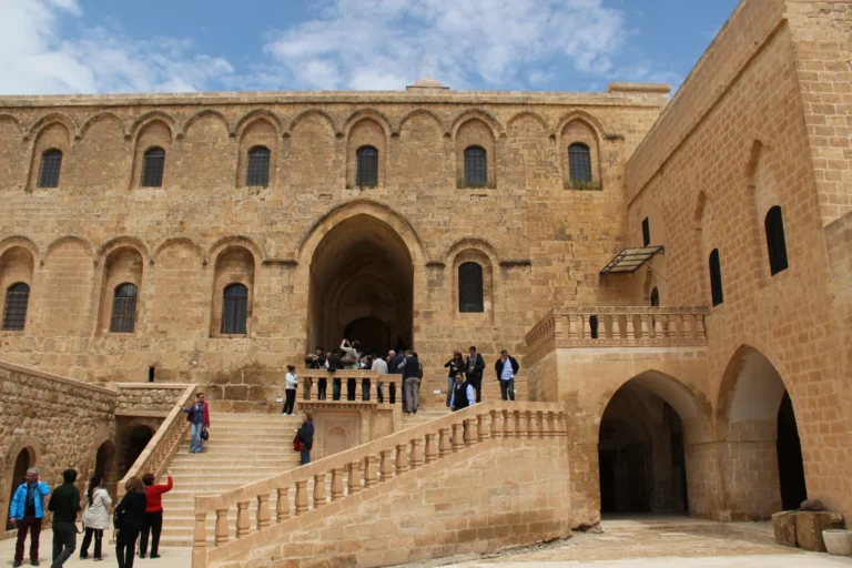 Deyrulzafaran Manastırı