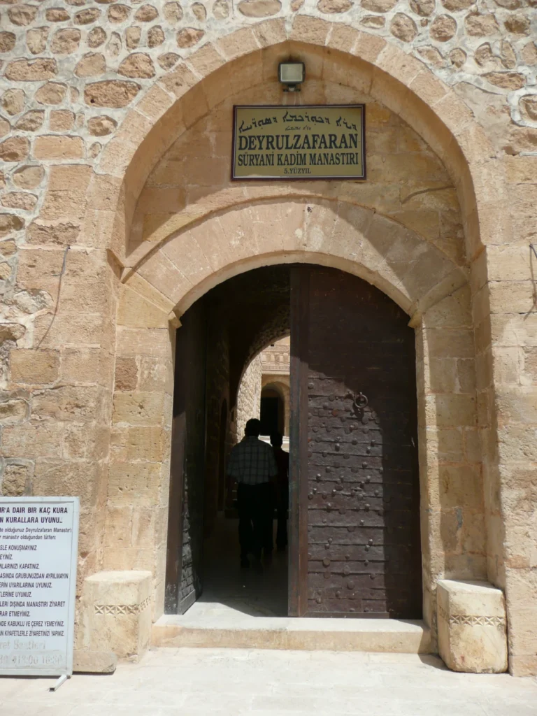 Deyrulzafaran Manastırı