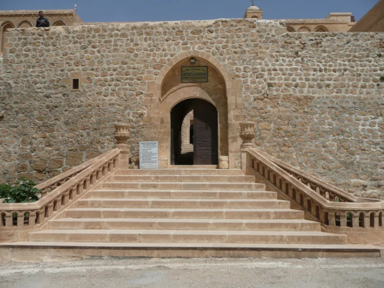 Deyrulzafaran Manastırı