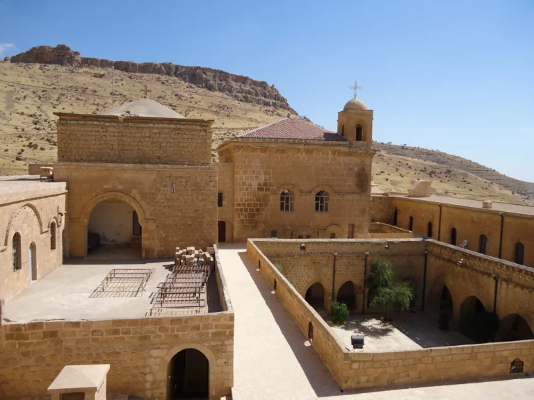 Deyrulzafaran Manastırı