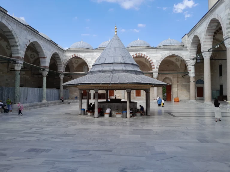 Fatih Camii
