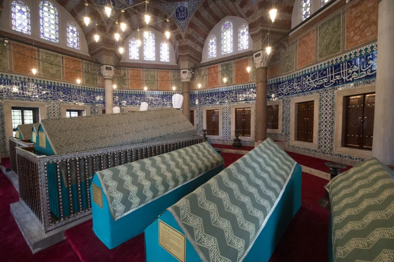 Kanuni Sultan Süleyman Türbesi