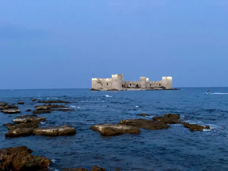 Kızkalesi (Deniz Kalesi)